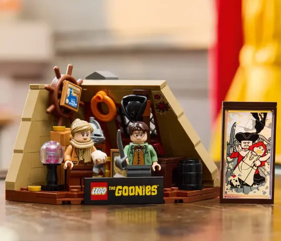 LEGO Ideas - De Goonies: De zolder van de familie Walsh - 40773