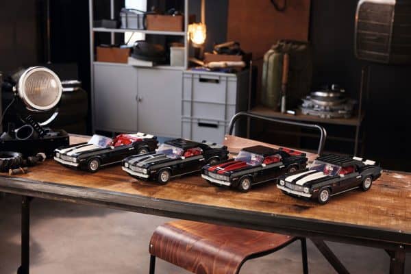 LEGO Icons - Chevrolet Camaro Z28 - 10304