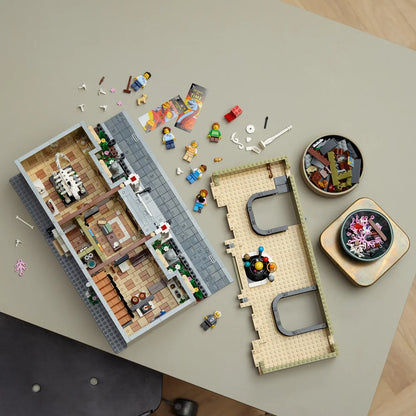 LEGO 10326