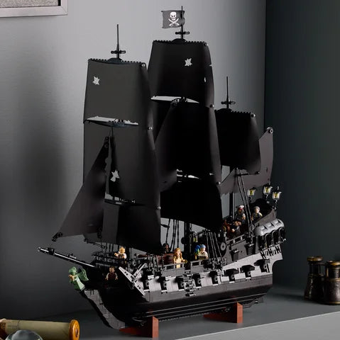 LEGO Icons - Het piratenschip van kapitein Jack Sparrow - 10365