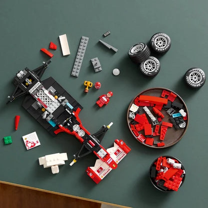 LEGO Icons - Ferrari F2004 en Michael Schumacher - 11375