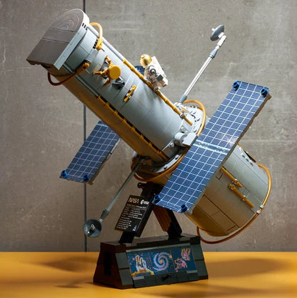 LEGO Icons - Ruimtetelescoop Hubble - 11382