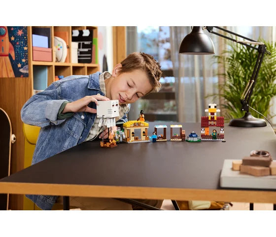 LEGO Minecraft - De Ghast-ballon aanval op het dorp - 21273