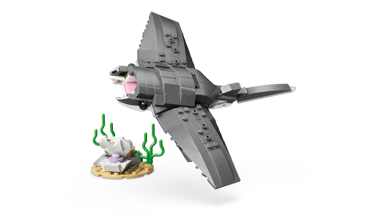 LEGO LEGO Creator - Woeste haai met schatkist - 31381