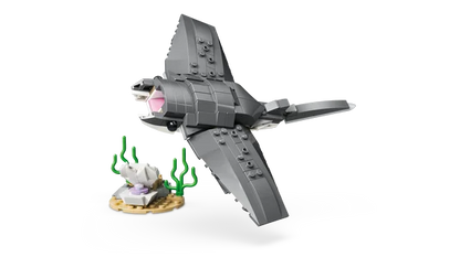LEGO LEGO Creator - Woeste haai met schatkist - 31381