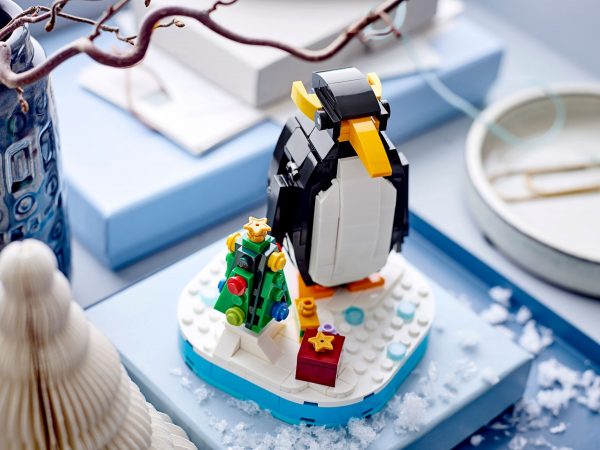 LEGO Seasonal - Kerstpinguïn - 40498
