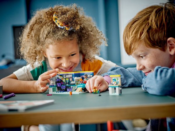 LEGO Friends - Nova's kamer - 41755