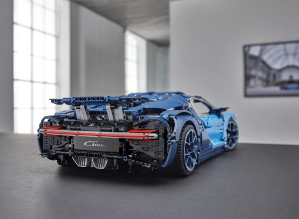 LEGO Technic - Bugatti Chiron - 42083