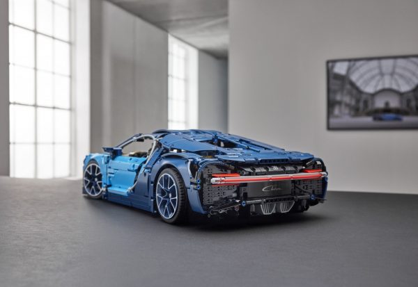 LEGO Technic - Bugatti Chiron - 42083