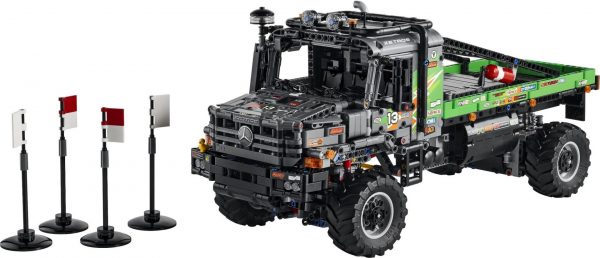 LEGO Technic - 4x4 Mercedes-Benz Zetros Trial Truck - 42129