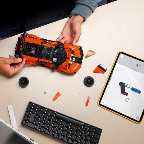 LEGO Technic - Bugatti Chiron Pur Sport hypercar - 42222