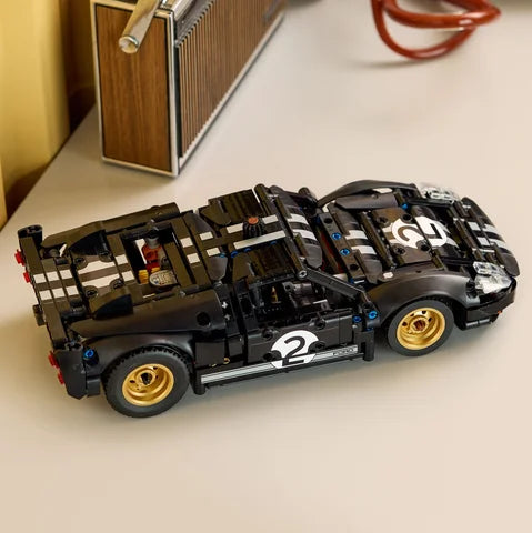 LEGO Technic - 1966 Ford GT40 MKII racewagen - 42223