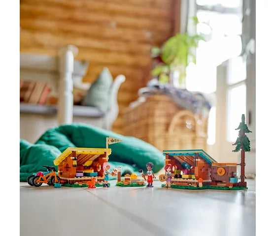 LEGO Friends - Avonturenkamp knusse boshutten - 42624