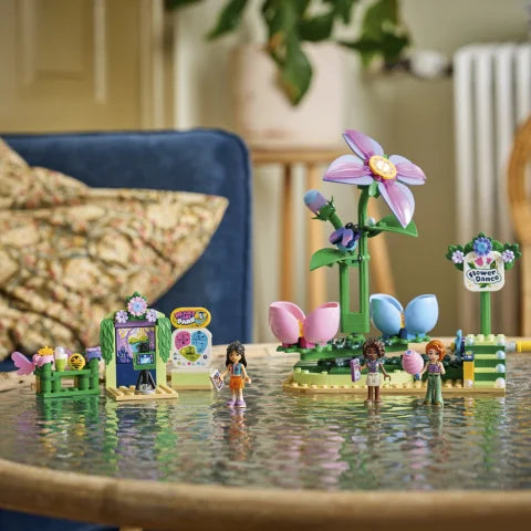 LEGO Friends - Draaiende theekopjesattractie met bloementhema - 42702
