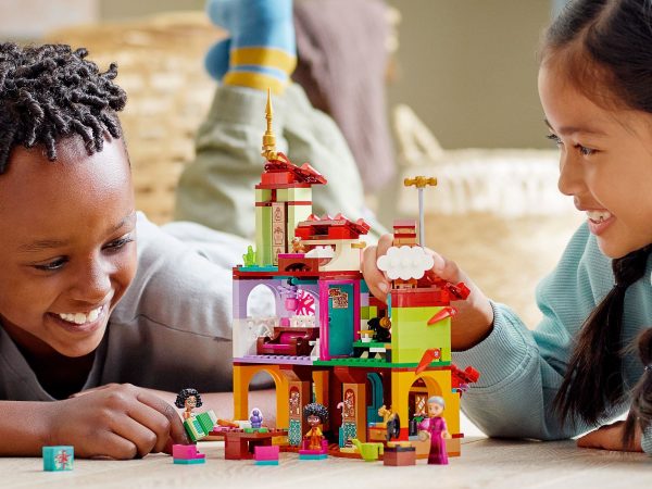 LEGO Disney - Het huis van de familie Madrigal - 43202