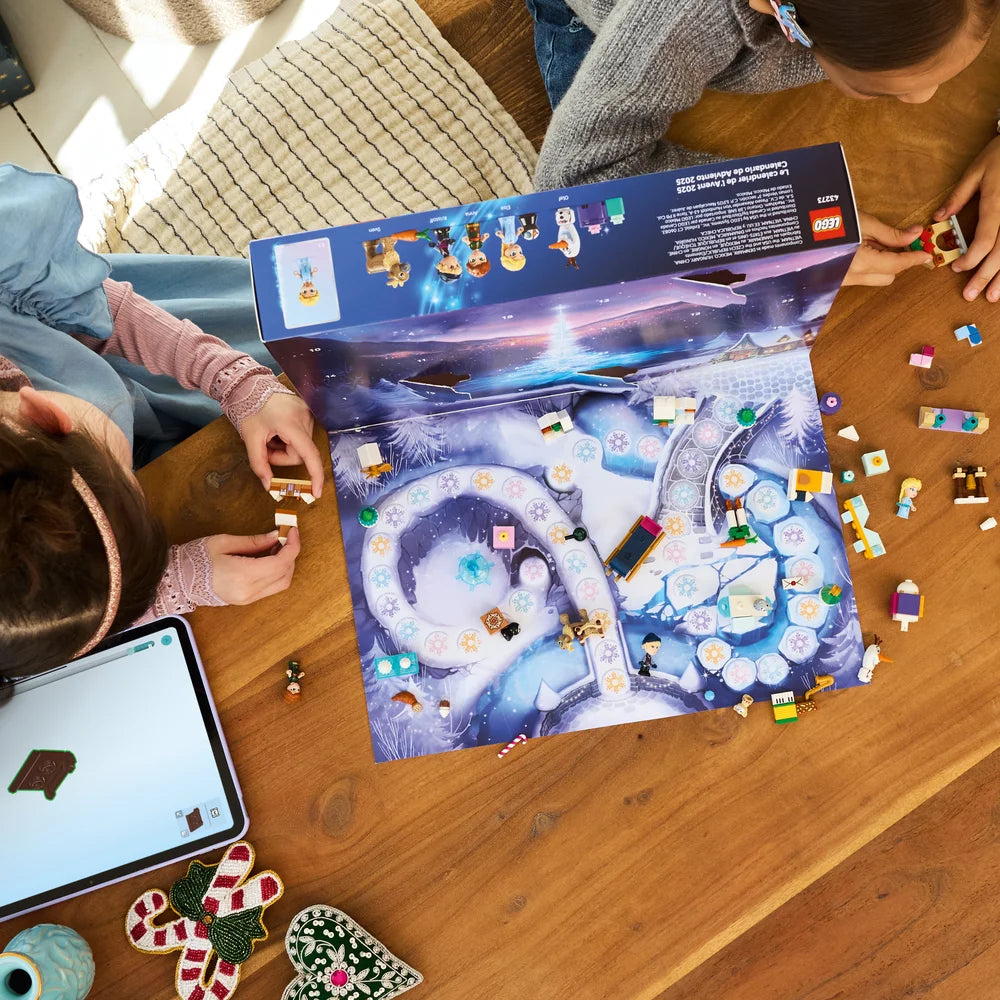 LEGO 43273