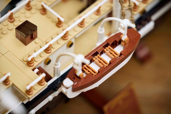 LEGO Icons - De Endurance - 10335