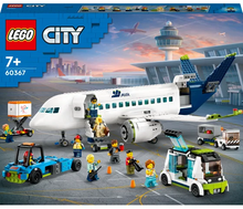 LEGO City - Passagiersvliegtuig - 60367