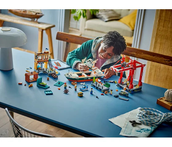LEGO City - Haven met vrachtschip - 60422