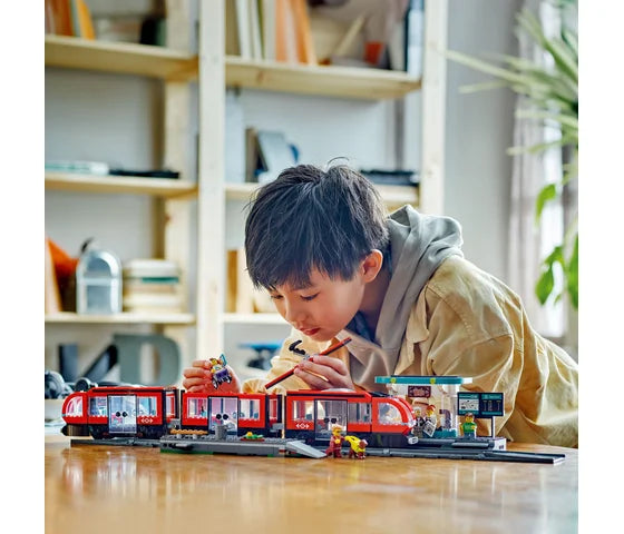 LEGO City - Stadstram en station - 60423