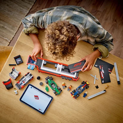 LEGO City - F1® truck met RB20 en AMR24 F1® auto's - 60445