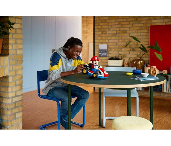 LEGO Super Mario - Mario Kart™ – Mario en standaardkart - 72037