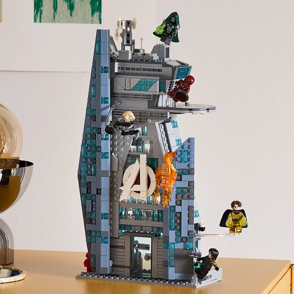 LEGO 76352