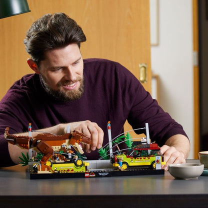 LEGO Jurassic World - T-Rex ontsnapping - 76956