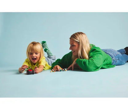 LEGO City - Rode tractor met aanhanger en schapen - 60461