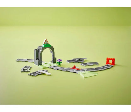 LEGO DUPLO - Treintunnel en rails uitbreidingsset - 10425