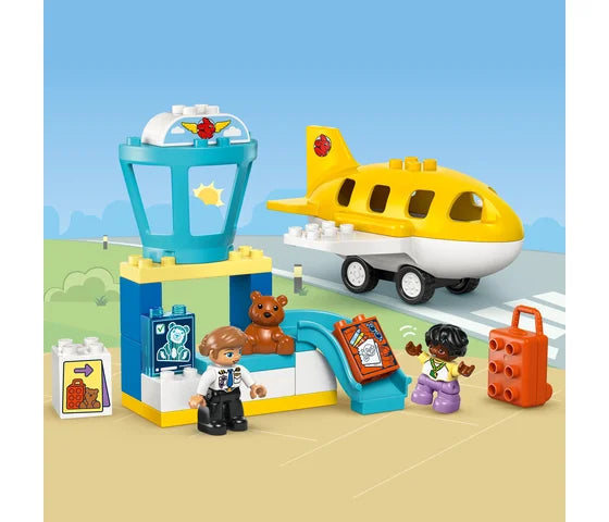 LEGO DUPLO - Voor het eerst op het vliegveld - 10443