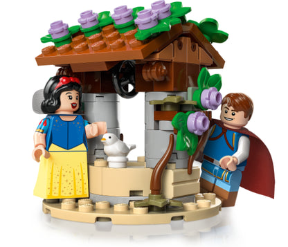 LEGO Disney - Huisje van Sneeuwwitje en de zeven dwergen - 43242