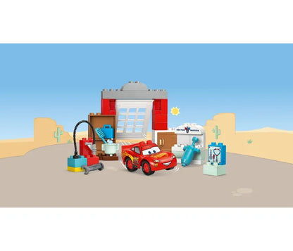 LEGO Disney - McQueens bezoek aan Docs garage - 10456