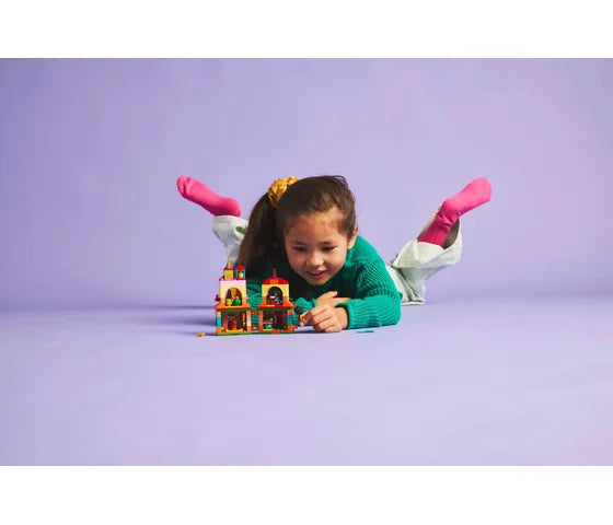 LEGO Disney - Mini huis uit Encanto - 43261