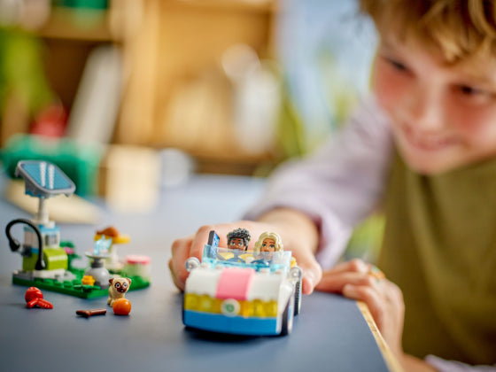 LEGO Friends - Elektrische auto en oplaadpunt - 42609