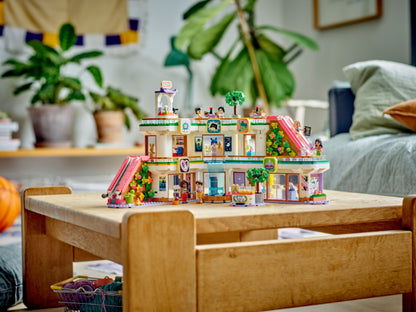 LEGO Friends - Heartlake City winkelcentrum - 42604