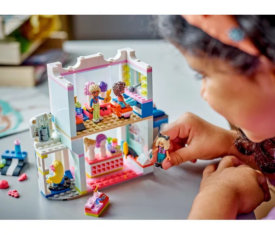 LEGO Friends - Kapsalon en accessoirewinkel - 42662