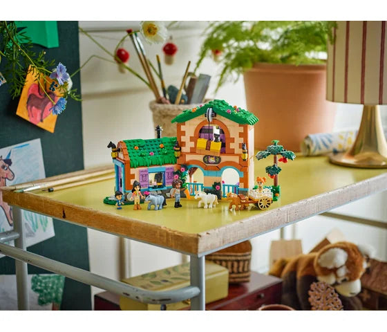 LEGO Friends - Ponyboerderij en stal - 42654