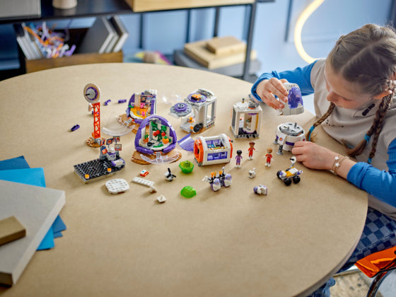 LEGO Friends - Ruimtebasis op Mars en raket - 42605