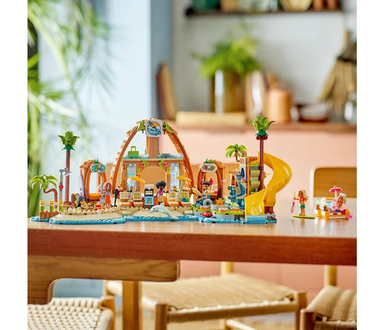 LEGO Friends - Strandresort - 42673