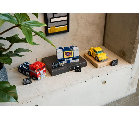 LEGO Icons - Transformers: Soundwave - 10358