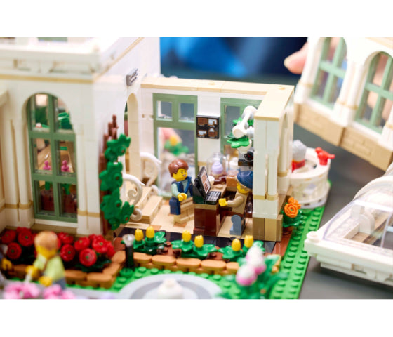 LEGO Ideas - De botanische tuin - 21353