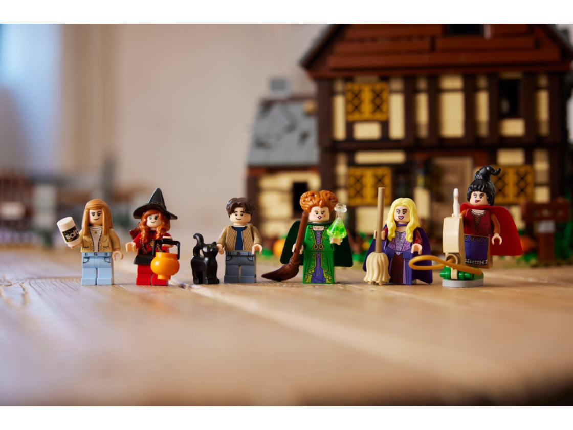 LEGO Ideas - Disney - Hocus Pocus: het huisje van de Sanderson-zussen - 21341