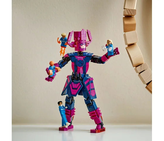 LEGO Marvel - Fantastic Four vs. Galactus bouwfiguur - 76316