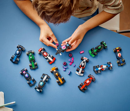 LEGO Minifigures - F1® raceauto's - Complete doos (36 stuks) - 71049