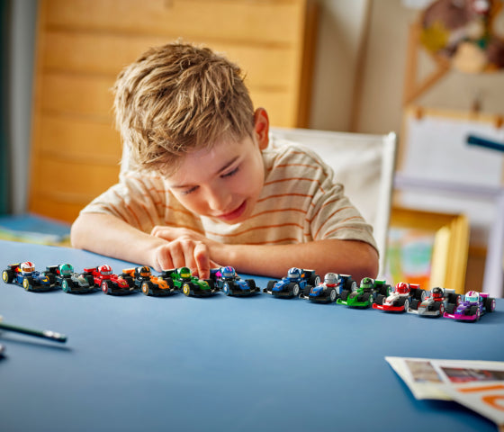 LEGO Minifigures - F1® raceauto's - Complete Serie - 71049