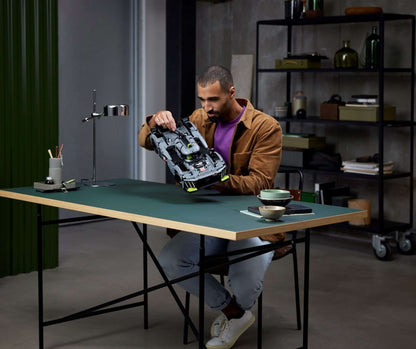 LEGO Technic - Peugeot 9X8 24H Le Mans Hybrid Hypercar - 42156