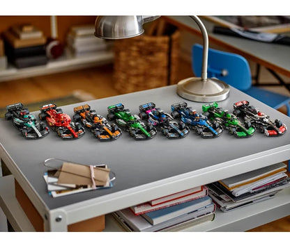 LEGO Speed Champions - MoneyGram Haas F1® Team VF-24 racewagen - 77250