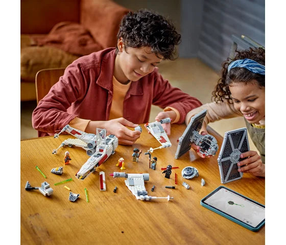 LEGO Star Wars - TIE Fighter en X-wing combi - 75393