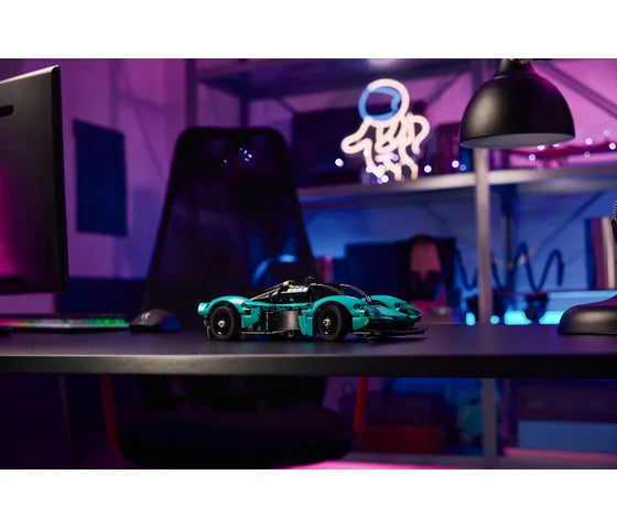 LEGO Technic - Aston Martin Valkyrie - 42208
